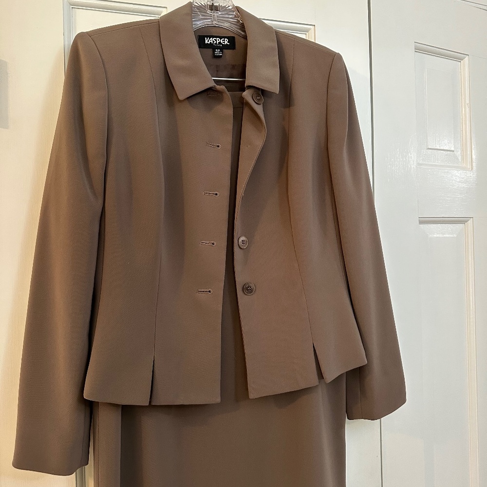 Ladies Kasper suit